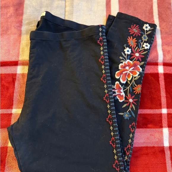 Johnny Was Embroidered Black Women's Leggings - Picture 3 of 7